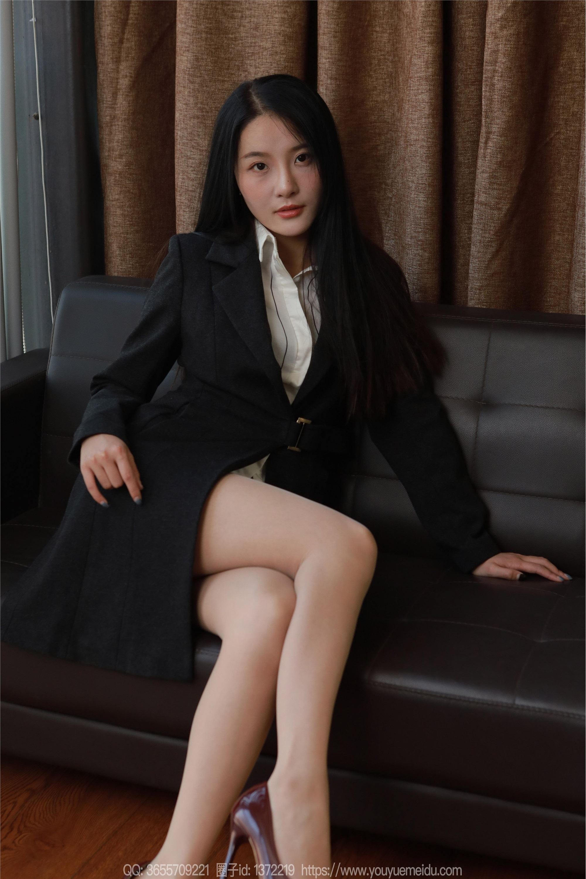 IESS异思趣向  2025.01.01 丝享家 1939 婉萍《蓝色指甲》